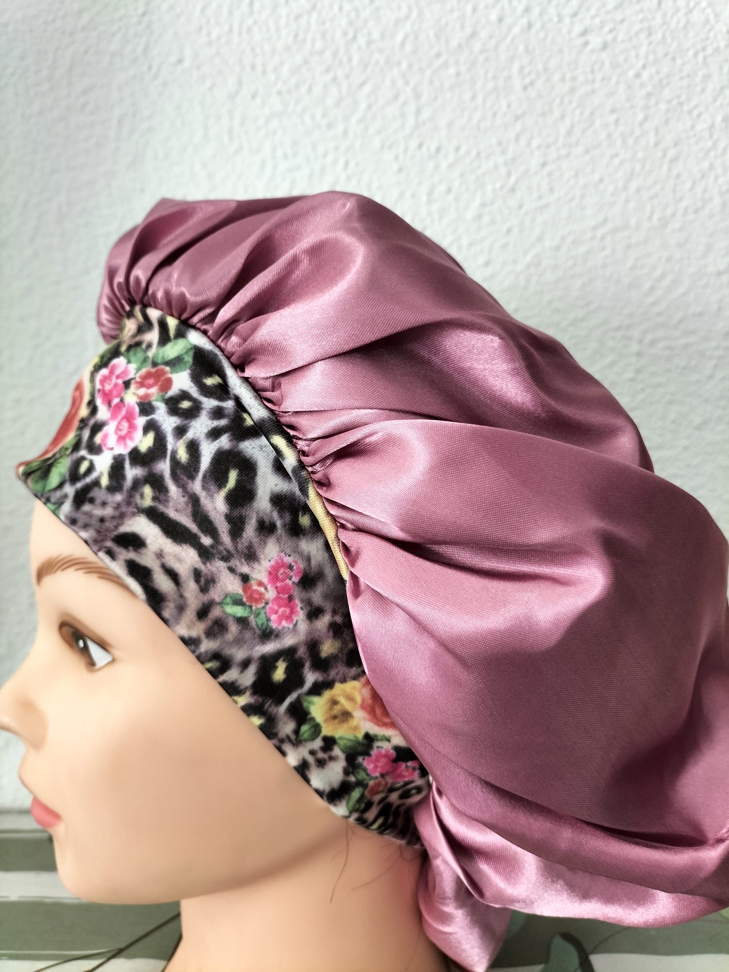 Bonnet en satin